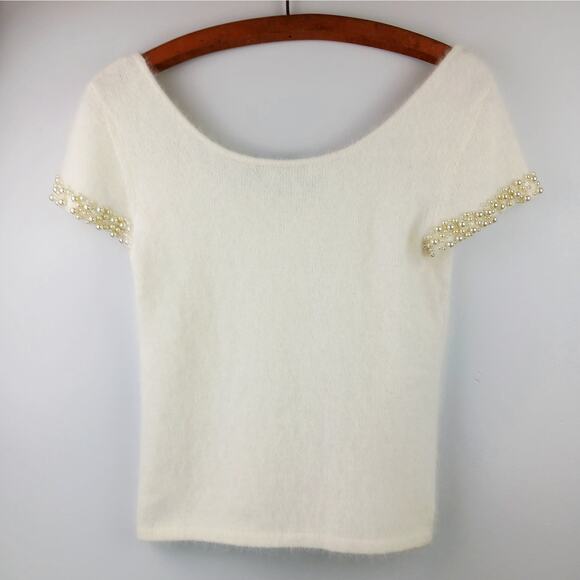Worth SZ S VTG Angora Short Sleeve Cream Sweater With Pearl Shoulder Accents - Picture 5 of 8